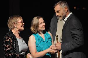 Theaterguppe Szenenwechsel - Familiengeschaefte - Yvonne, Poppy und Ken