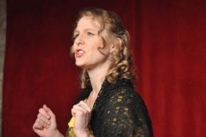Theaterguppe Szenenwechsel - Ernst sein ist alles - Cecily Cardew