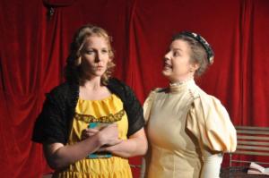 Theaterguppe Szenenwechsel - Ernst sein ist alles - Cecily und Gwendolen
